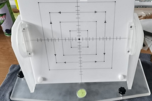 精密等中心質量控制射束檢查器